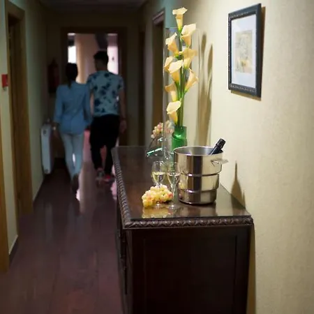 De Otel